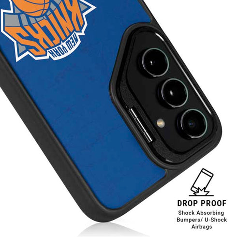 NBA New York Knicks Distressed Galaxy S24 Plus Kickstand Case